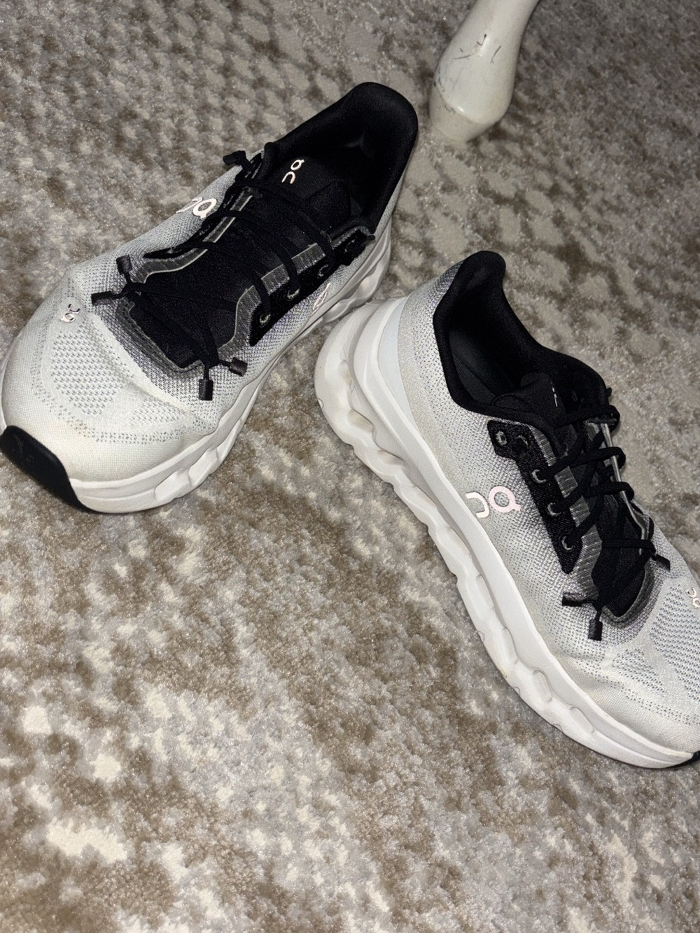On Running Cloudswift White and Black Women's Sneakers